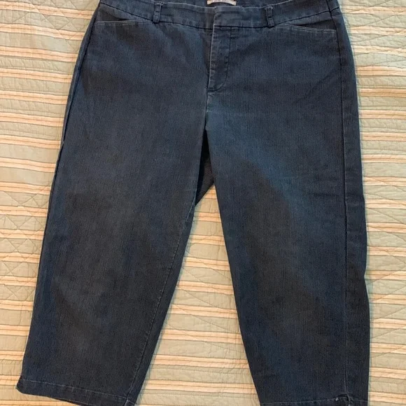 Dockers Pants Jumpsuits Dockers Mid Rise Curvy Denim Capri